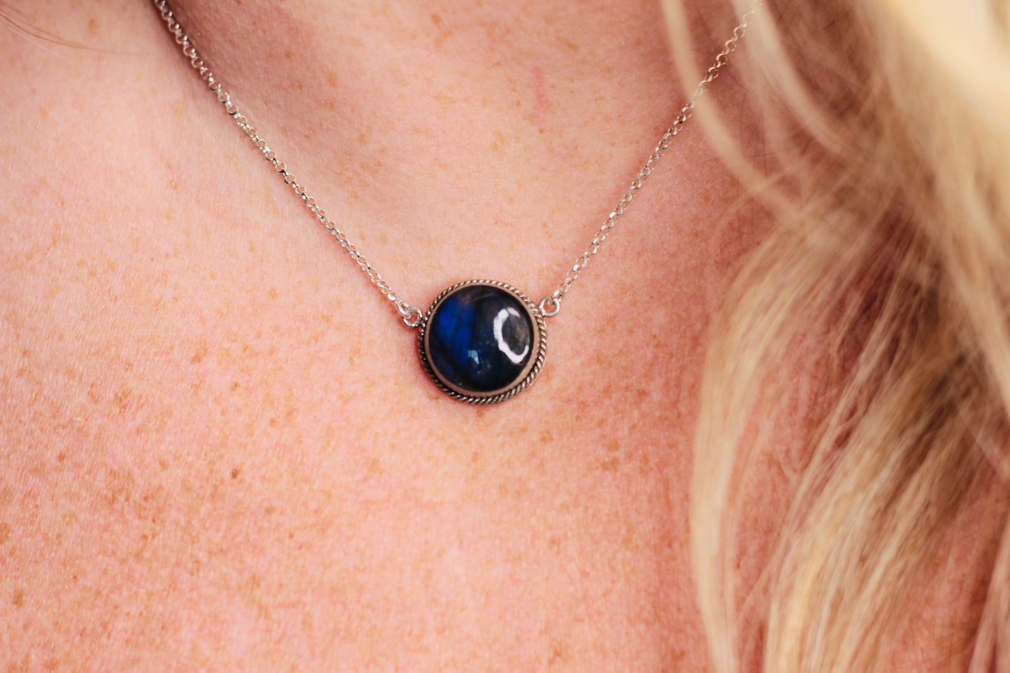 Dark Blue Moongazer Silver Necklace